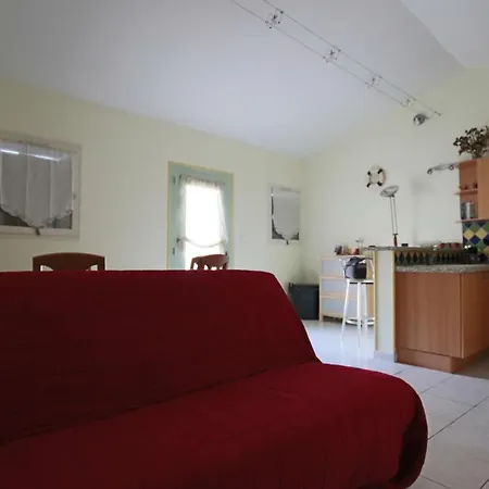 Holiday Home In A Dead End Near The Island Of Oleron *